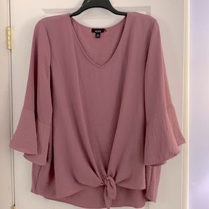 Alyx woman’s plus size 3x mauve tie bottom blouse